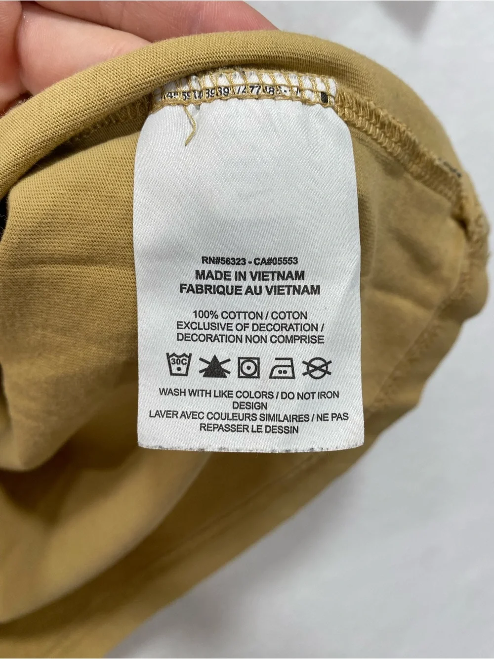 Nike SB Patch Logo Tan Skateboard Short Sleeve T-Shirt Men’s Size M The Nike Tee